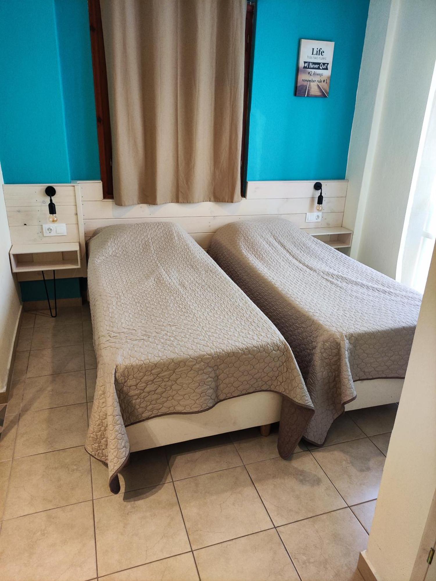Sokaki Rooms Skiathos Town Phòng bức ảnh